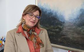 imagen de la directora General de Participaciones Estatales Piedad Muñoz